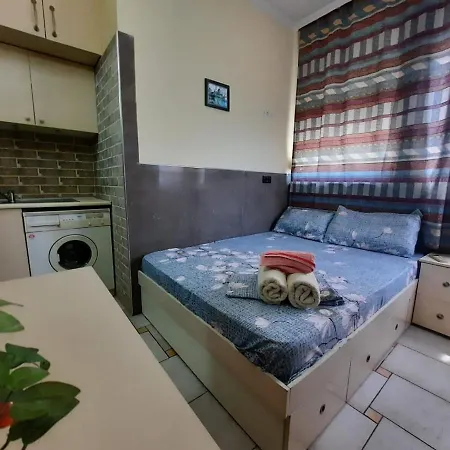 Lovely Apt.1-7 טיראנה