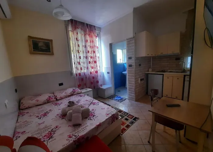 Lovely Apt.1-7 * Τίρανα