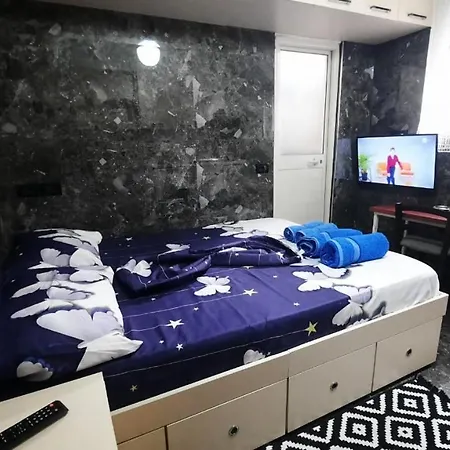 Apartmán Lovely Apt.1-7 Tirana