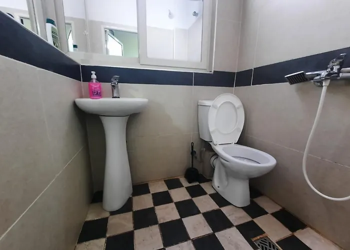 Lovely Apt.1-7 Lägenhet *